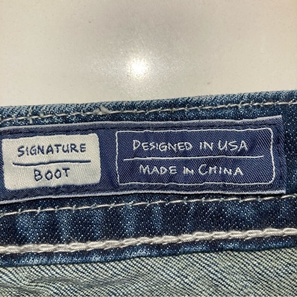 MISS ME Sz 31 Signature Boot Rhinestones Embellished  Mid-Rise Jeans - Picture 12 of 15